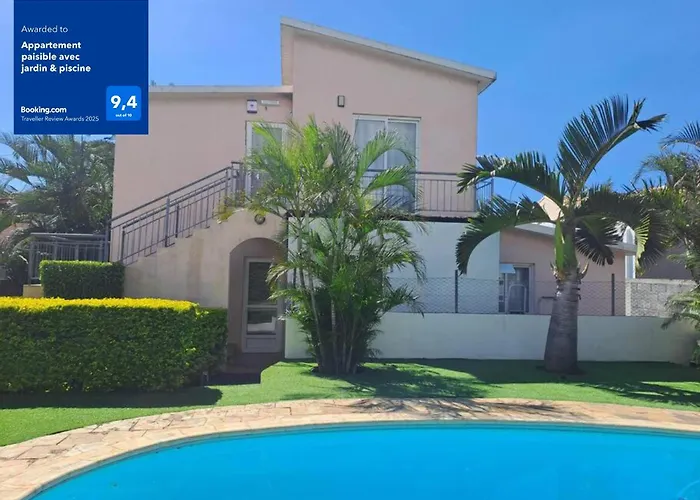 Appartement Paisible Avec Jardin & Piscine
