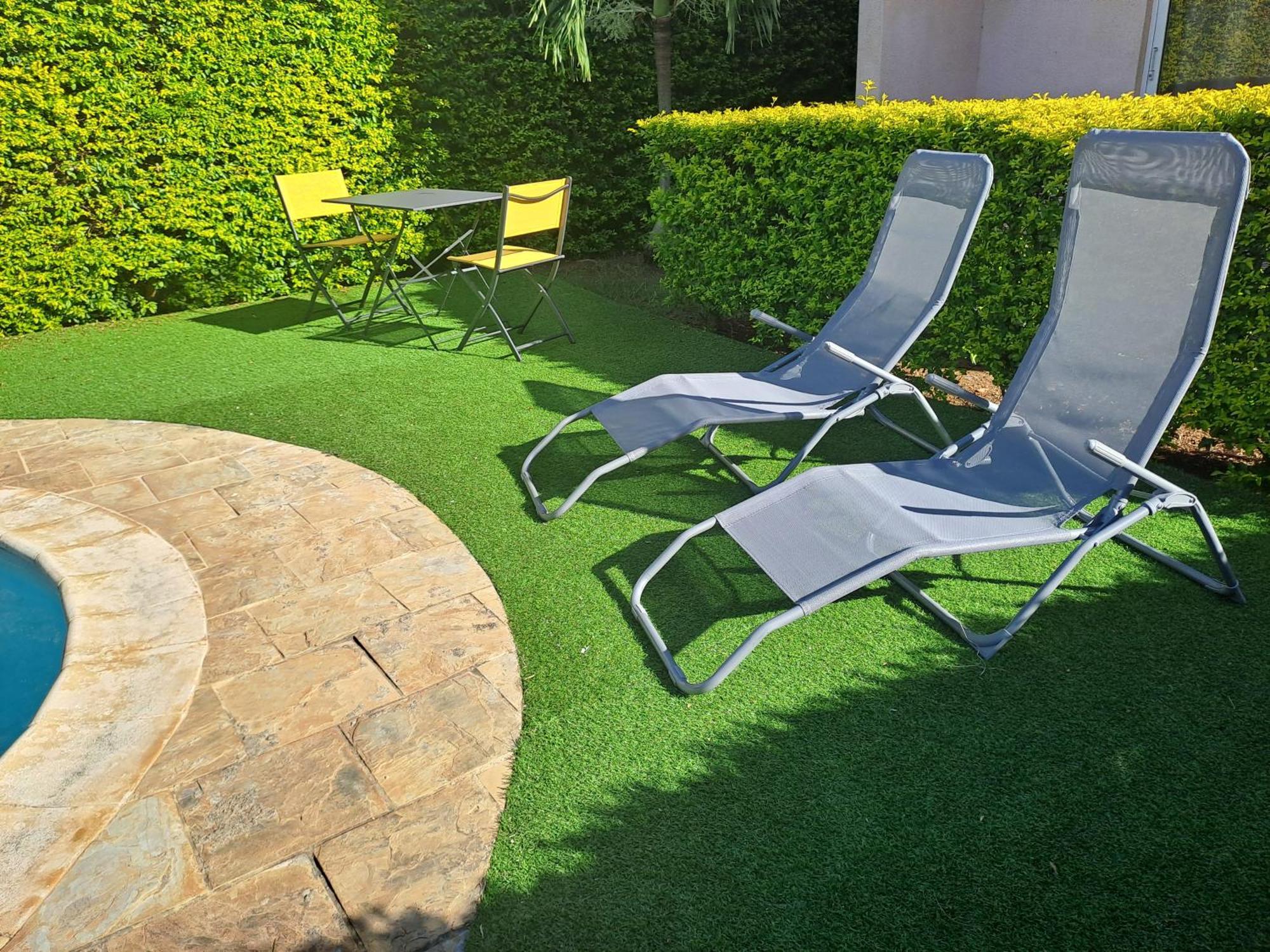Paisible Avec Jardin & Piscine * Albion