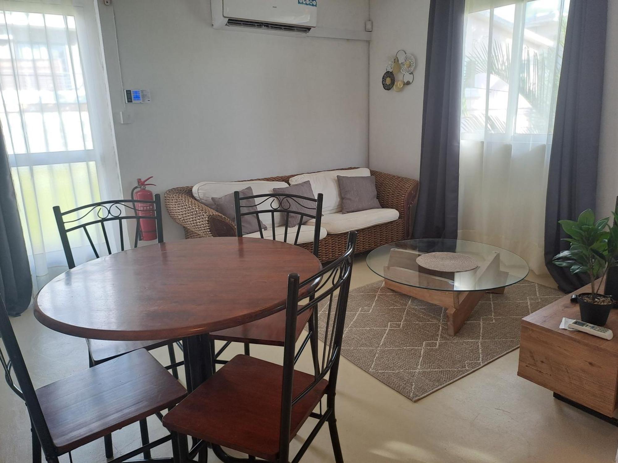 Apartment Paisible Avec Jardin & Piscine *
