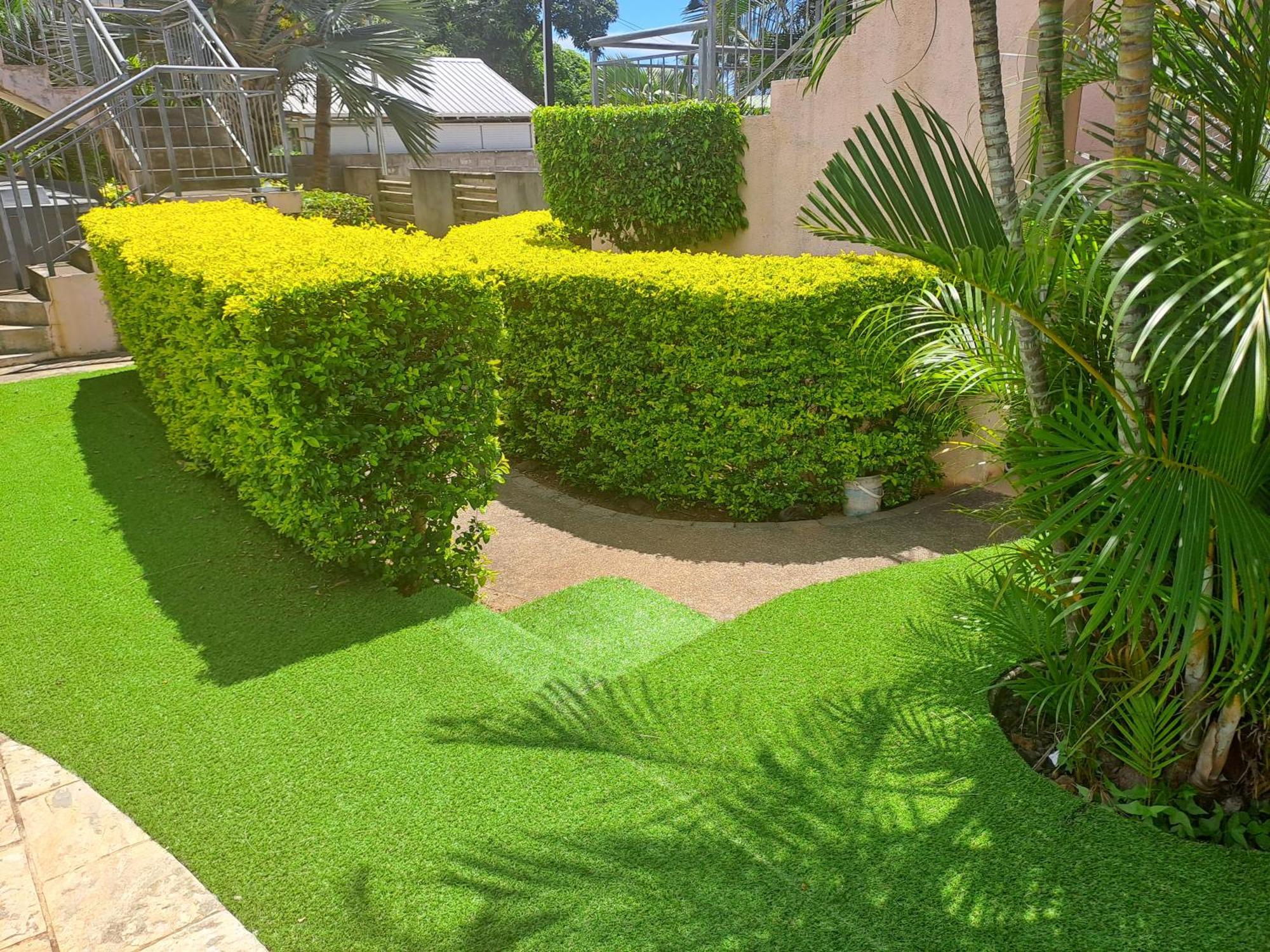 Apartment Paisible Avec Jardin & Piscine *